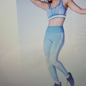 Sports bra and legging